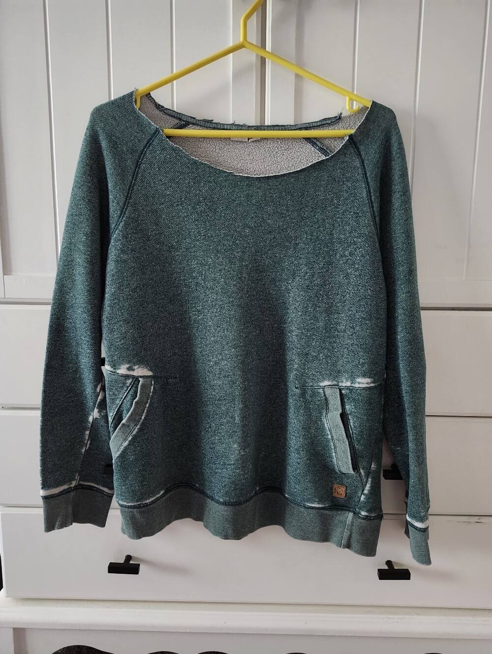 Teal Distressed, Washed Pullover Women's Sweatshirt Sz M